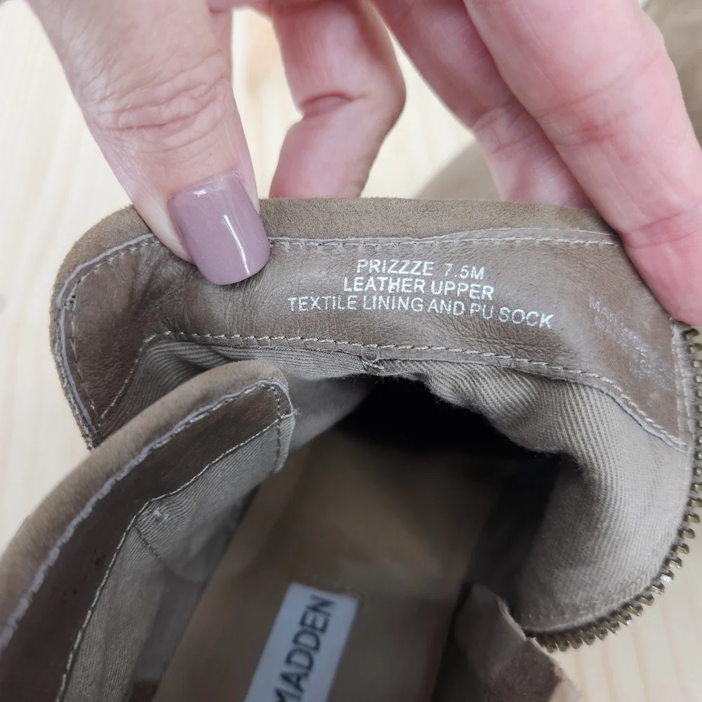 Steve Madden Prizzze Suede Ankle Block Heel Boots Taupe 7.5